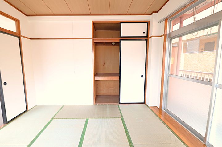 立町第三ビルの内装