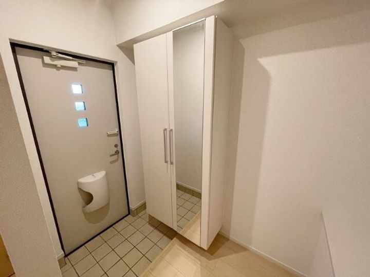 カーサ・ひまわりIIの玄関