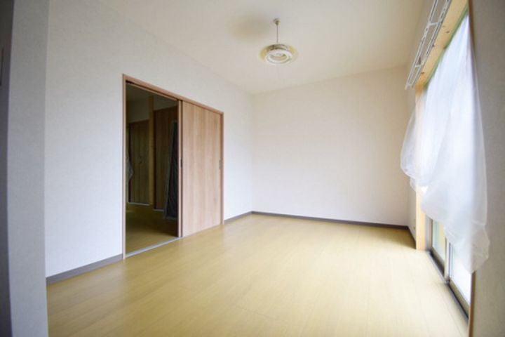 広島県広島市安芸区船越6(一戸建)の賃貸物件の居間