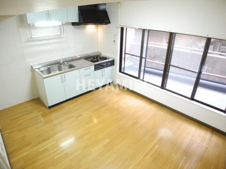 パークシティ諏訪のキッチン