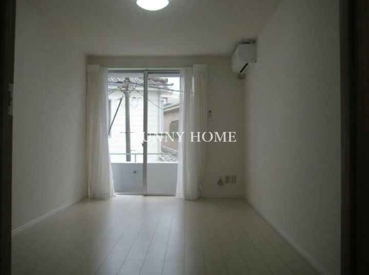 デンタルハウスの居間