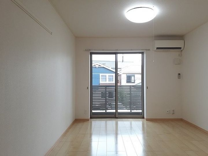 埼玉県八潮市大瀬5(マンション)の賃貸物件の居間