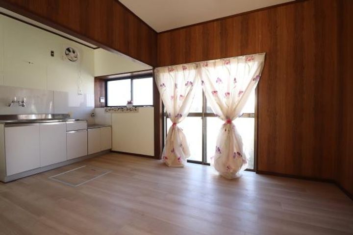 千葉県市原市上高根(一戸建)の賃貸物件の居間