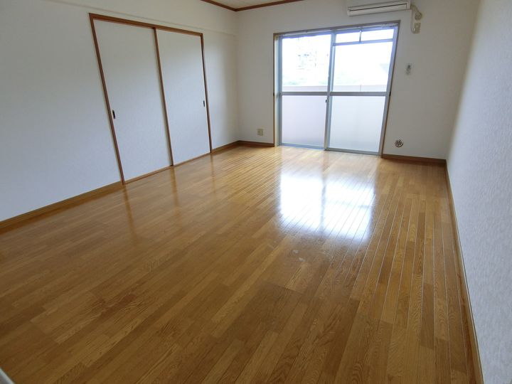 ディアコートの居間