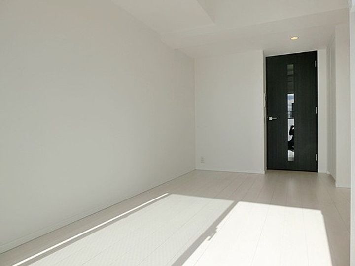 東京都新宿区榎町(マンション)の賃貸物件の居間