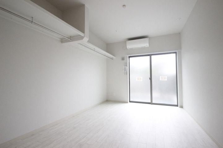 メゾン ド リコリス西霞の居間