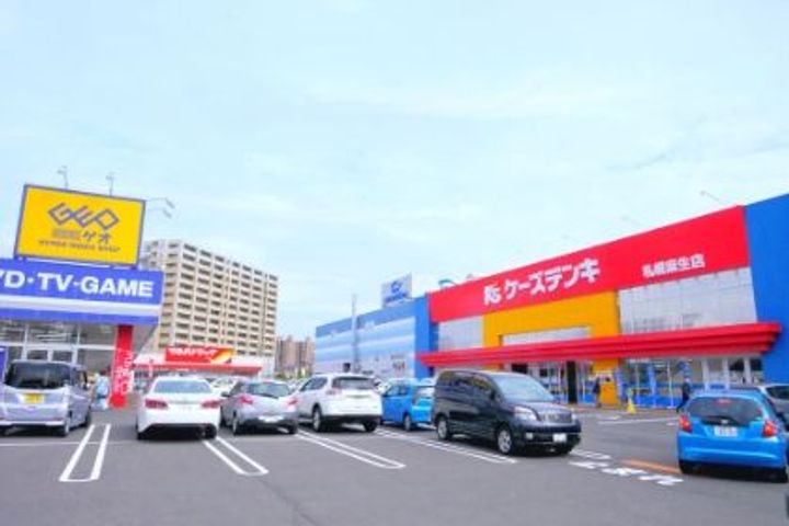 アドゥスィールIIの周辺