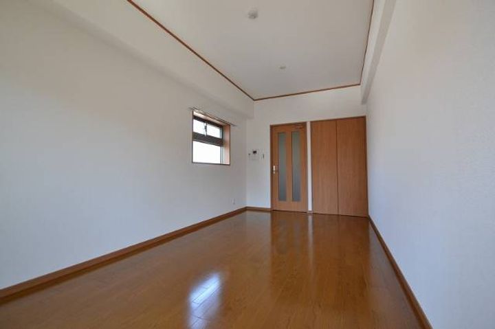 ラメール舟入の居間