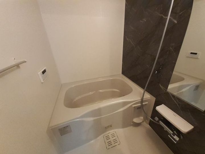 グリーン・ゲイブルズの風呂