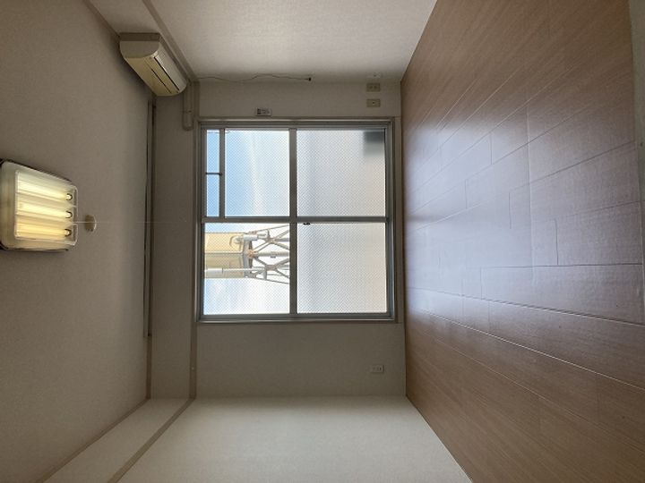 八木山グランドハイツの居間