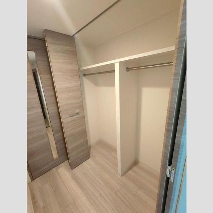 S-RESIDENCE小阪azureの内装