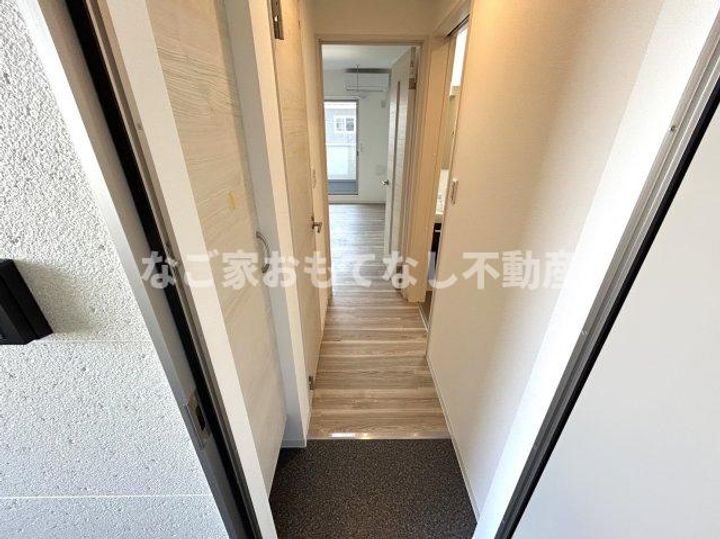 ジーメゾン国府宮の玄関