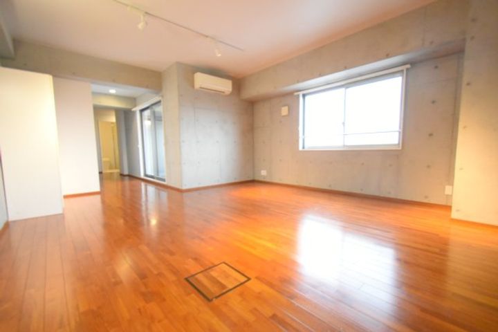 RELACION(リラシオン)の内装