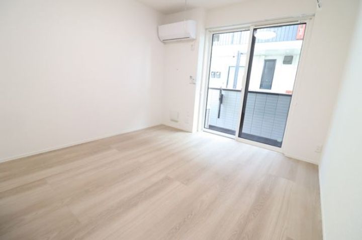 埼玉県上尾市大字上(アパート)の賃貸物件の居間