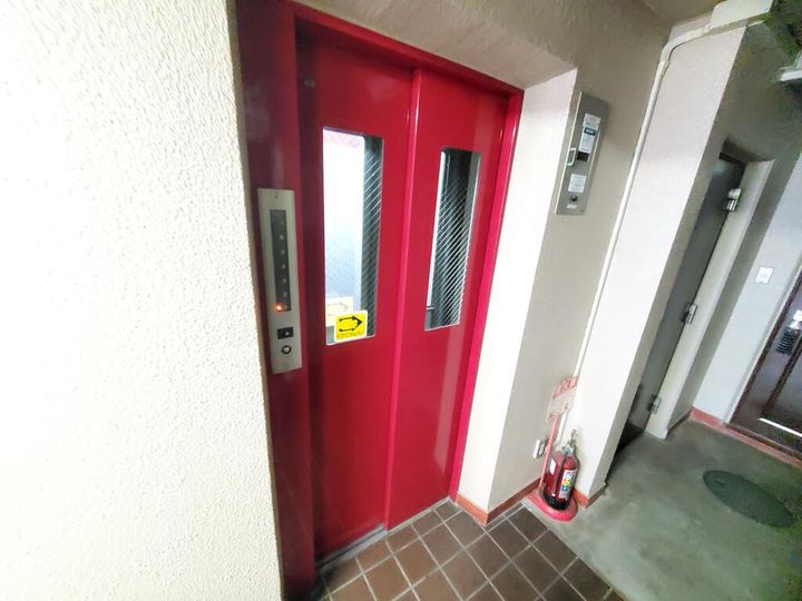 第六大朋マンションの地図