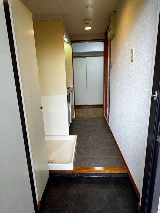 東京都府中市府中町3(マンション)の賃貸物件の玄関