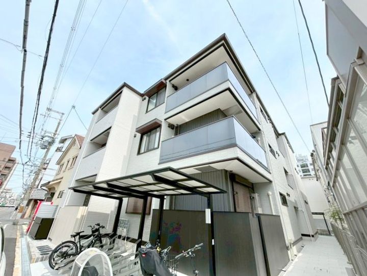 トリシア北巽の外観