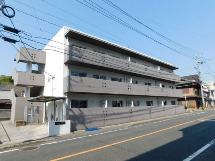 GRAND-RESIDE LIBERAの外観