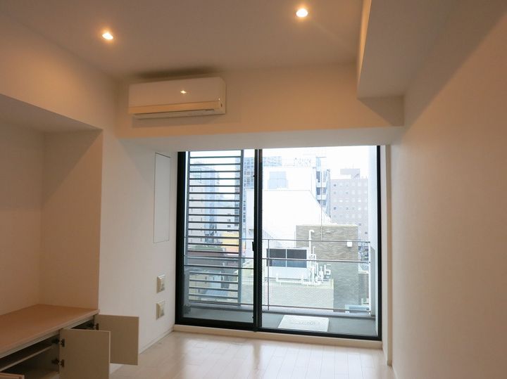 アーデン五反田の居間