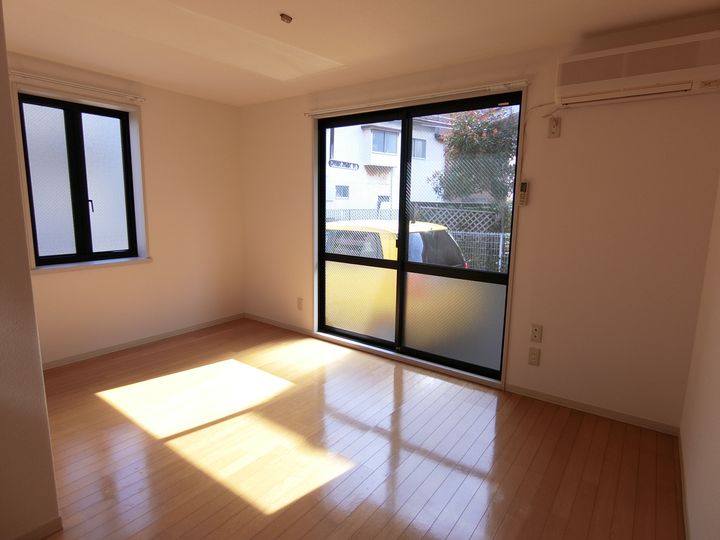 宮城県仙台市宮城野区平成2(アパート)の賃貸物件の居間