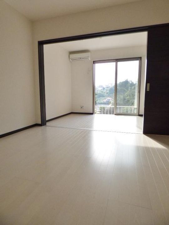 プレミアム向木場IIの居間