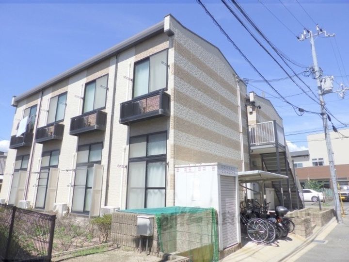 レオパレス道意1号の外観