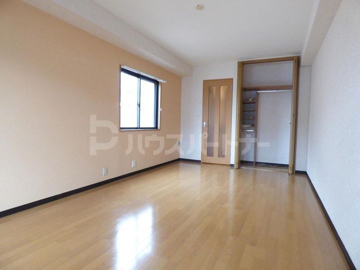 アルバティアラの居間