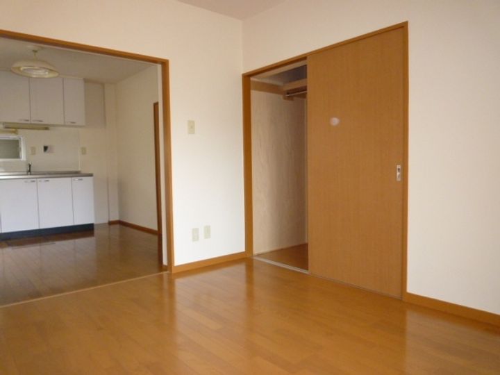 大山アパートの内装