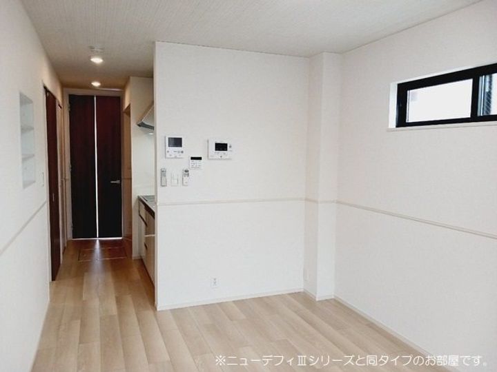 東京都青梅市河辺町9(アパート)の賃貸物件の居間