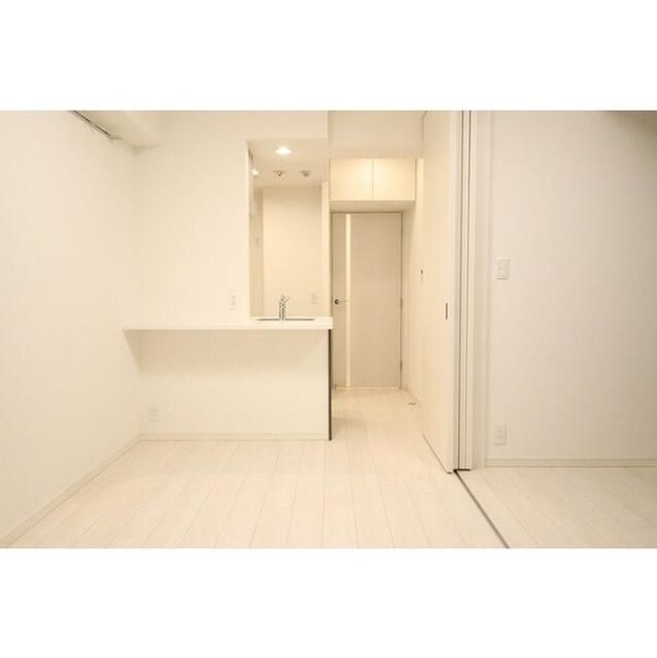 東京都台東区根岸3(マンション)の賃貸物件の居間