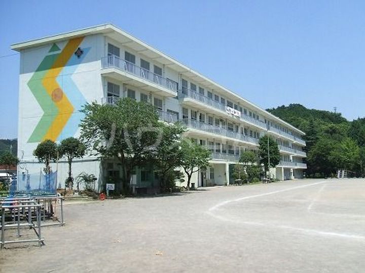 レオパレス花の周辺