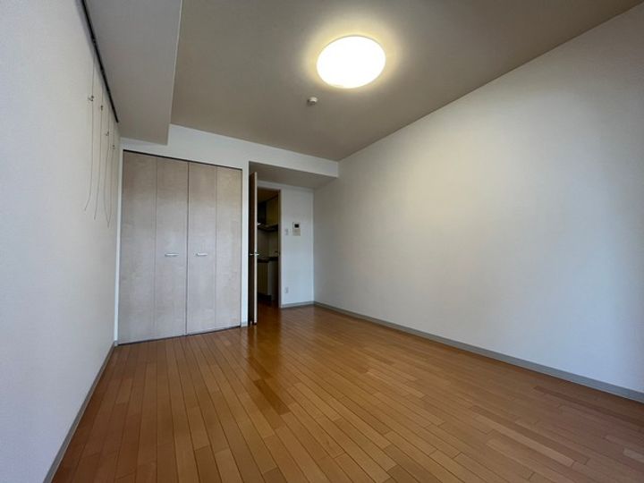 大阪府大阪市天王寺区上本町8(マンション)の賃貸物件の居間