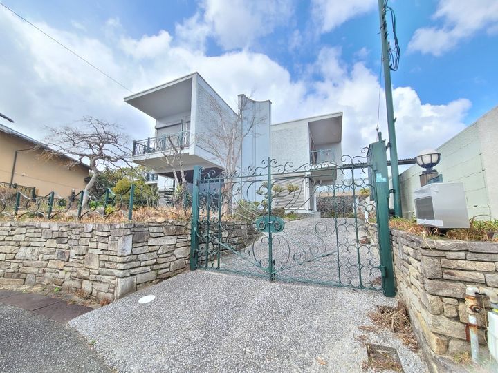 兵庫県西宮市仁川百合野町(一戸建)の賃貸物件の外観