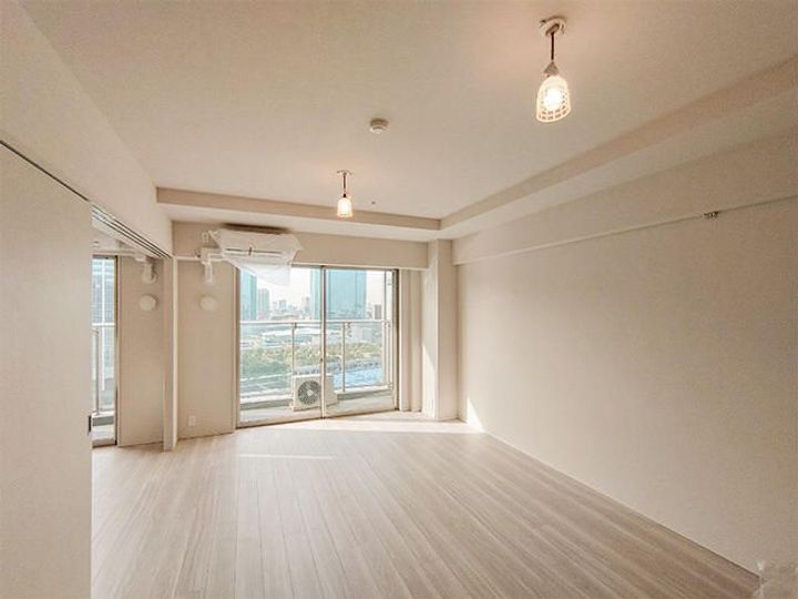 ロイヤルパークス品川の居間