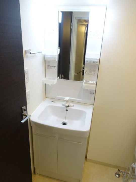 スカイコートパレス大島の内装