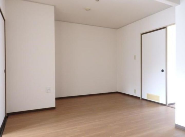 シャトレーヌ小野路の居間