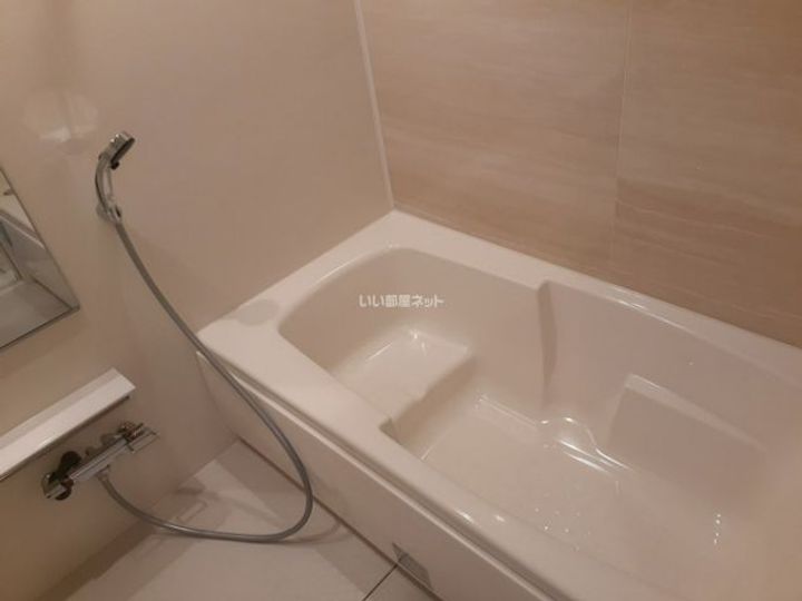 ラフィーネIの風呂