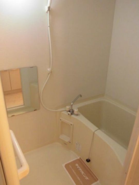 ソレアード Bの風呂