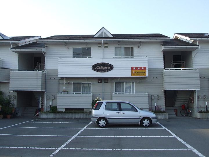 コーポイシザワの外観