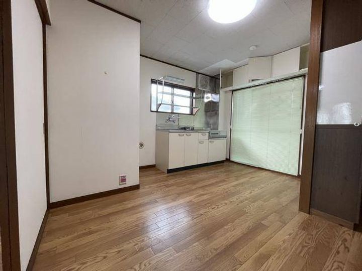 田畑コーポの居間