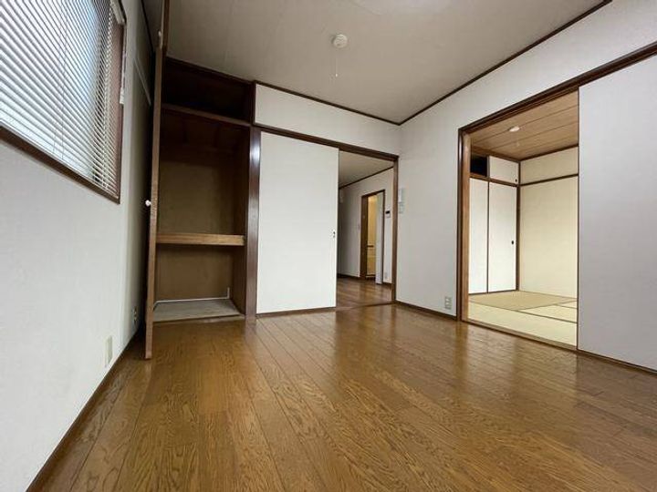 田畑コーポの内装