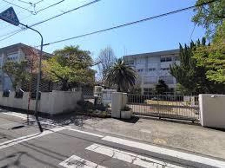 アルファステイツ桜町の周辺