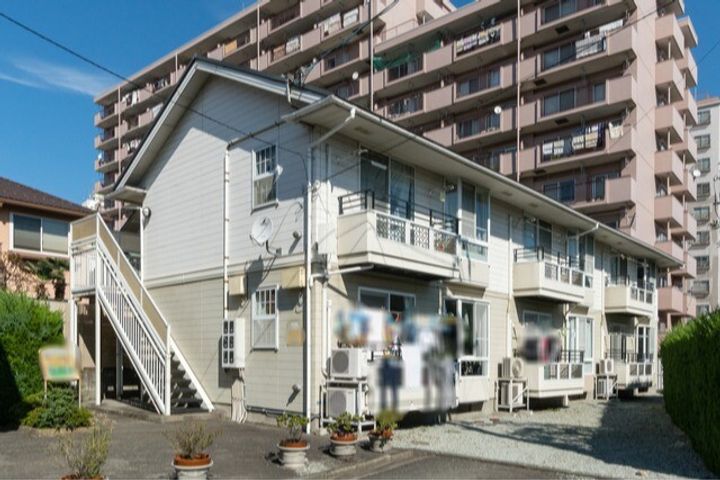 ガーデンハイツB棟の外観