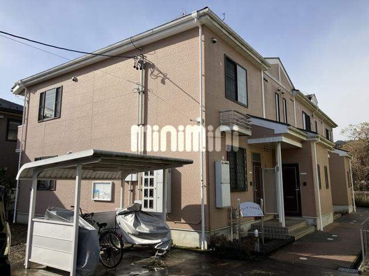 コーポウラザキの外観