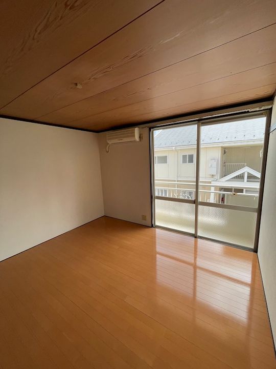 ラプラス上原の居間