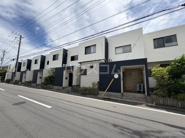 千葉県佐倉市上座(一戸建)の賃貸物件の外観