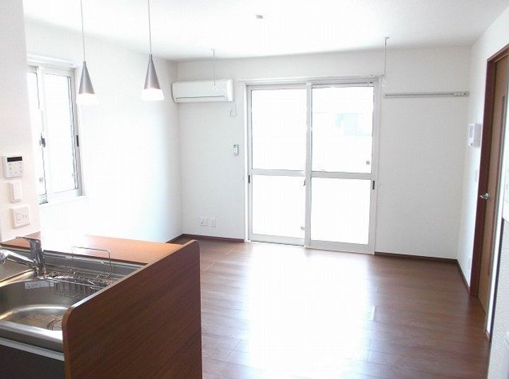 茨城県結城市みどり町1(アパート)の賃貸物件の居間