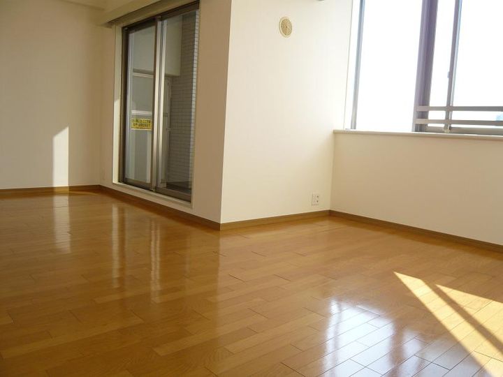 クラッサ初台の居間