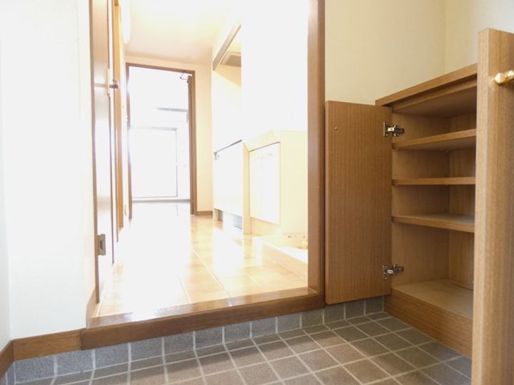 エスポワールさくらの玄関