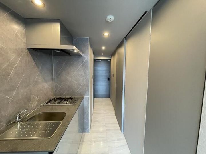 東京都世田谷区上馬4(マンション)の賃貸物件の玄関